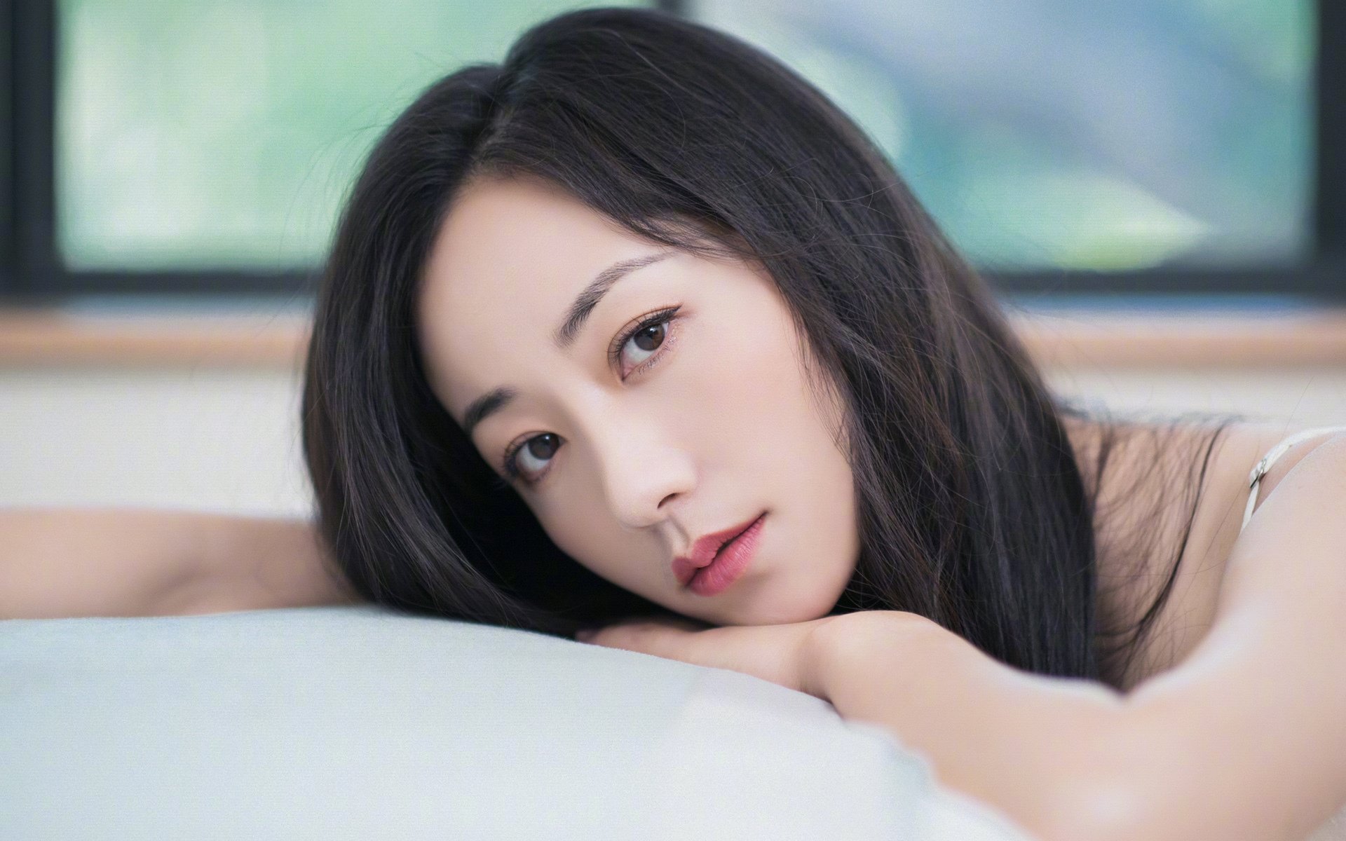 墨西哥队后卫吉梅内斯在巴黎奥运会上表现出色，吉格斯 梅西