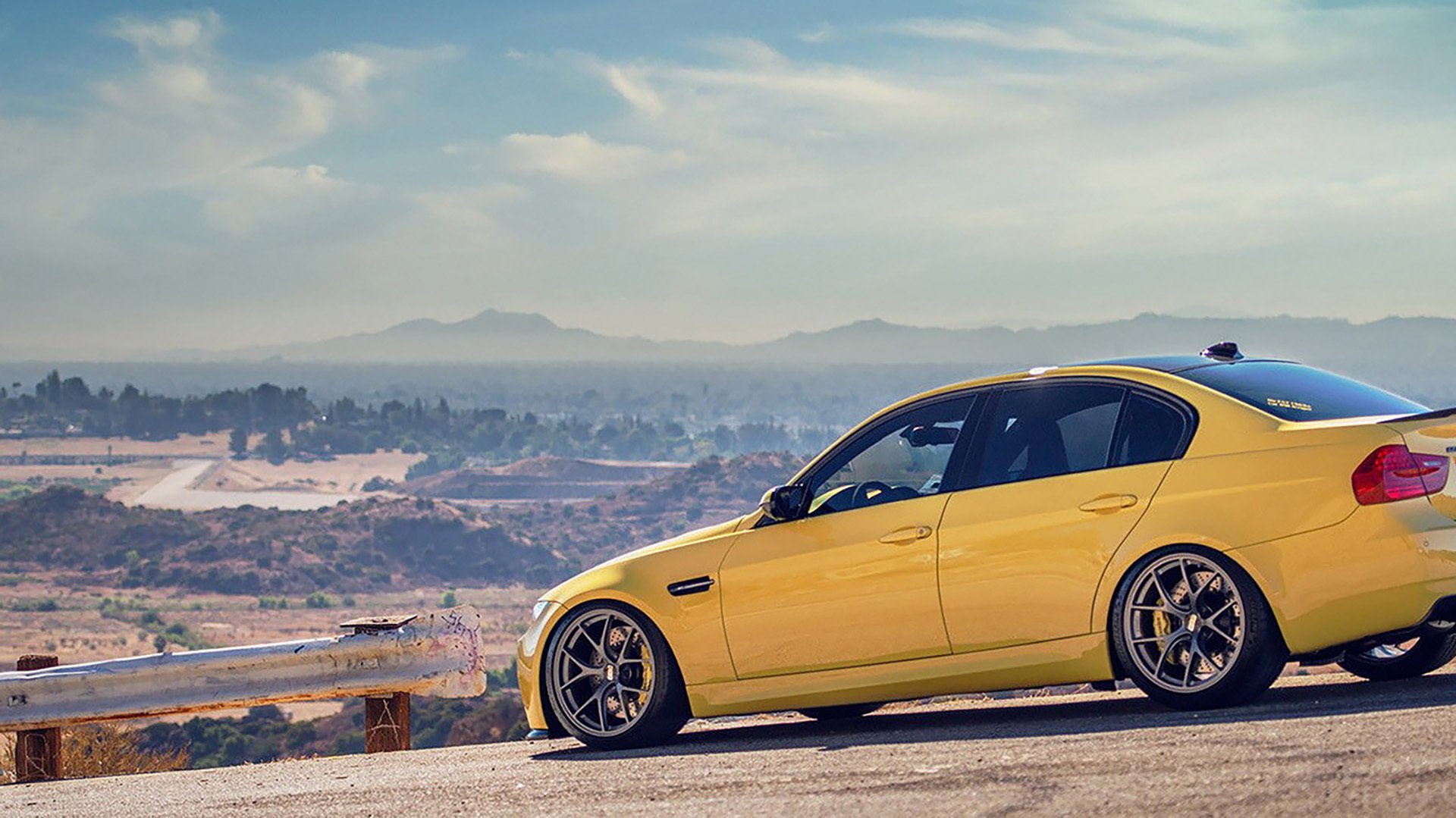 夜战赛段：星光下的极速狂飙