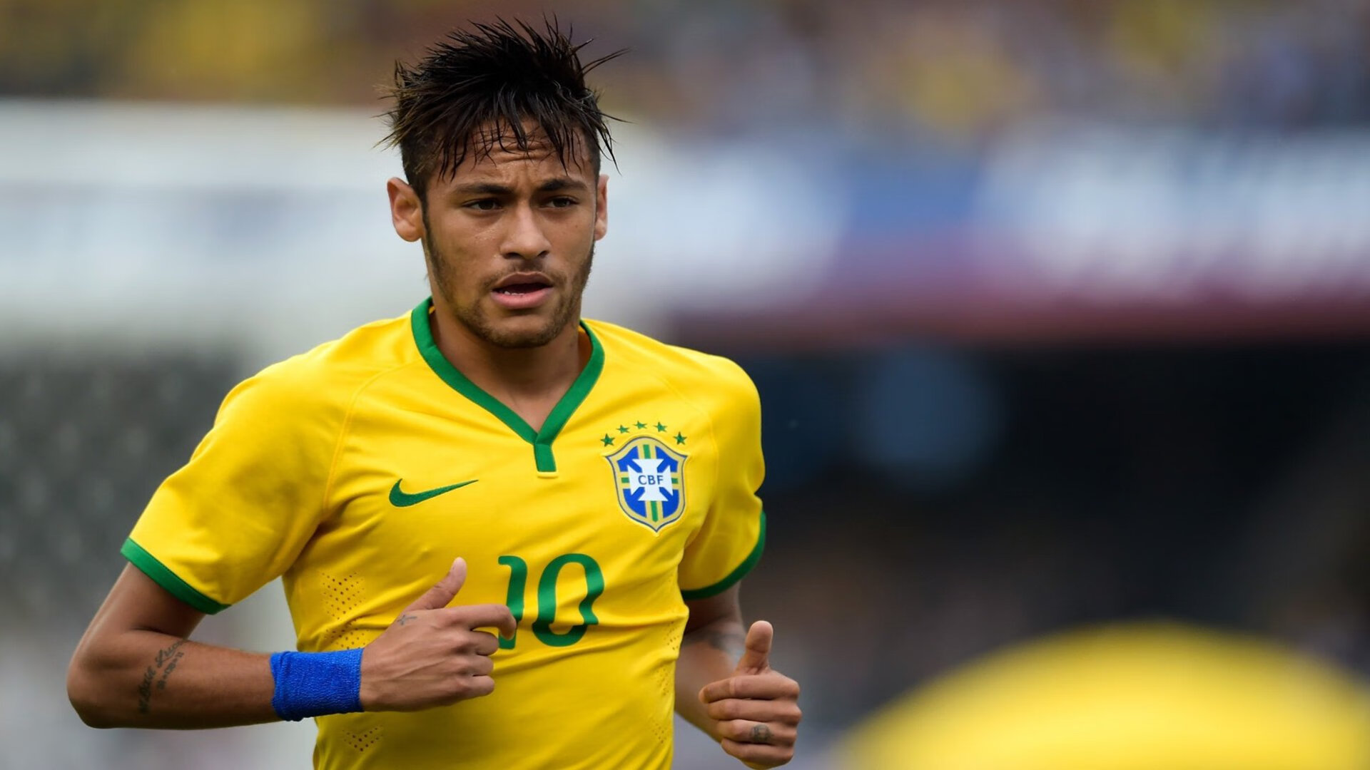 职业联赛建立球员形象档案助力媒体宣传与包装，球员模板